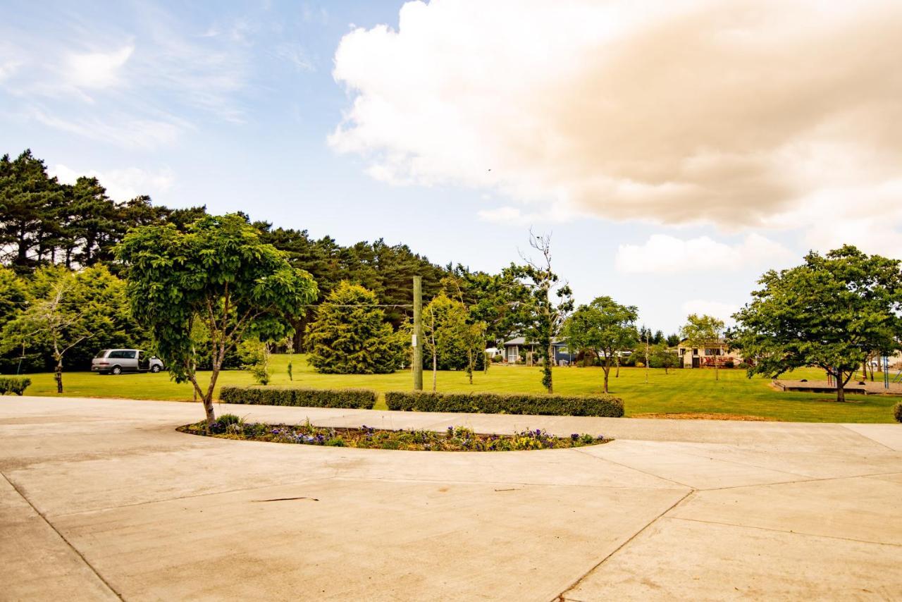 Beach Road Holiday Park Otatara Εξωτερικό φωτογραφία